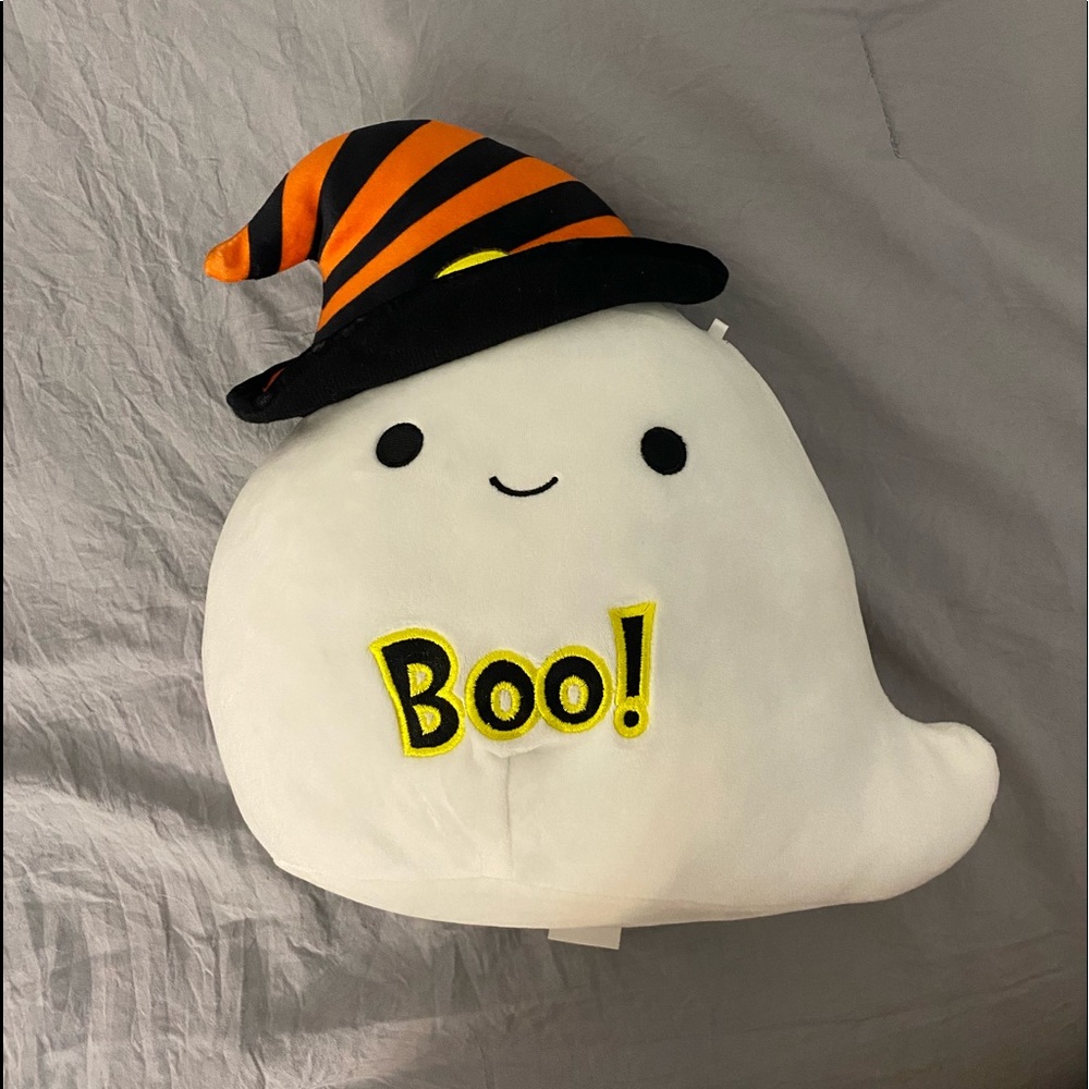 Ghost Squishmallow